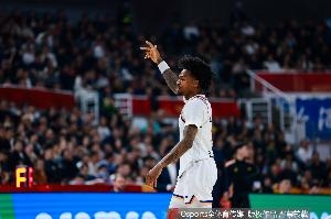 能攻善传!古德温半场13中7砍下18分3板7助1断 首节轰14分